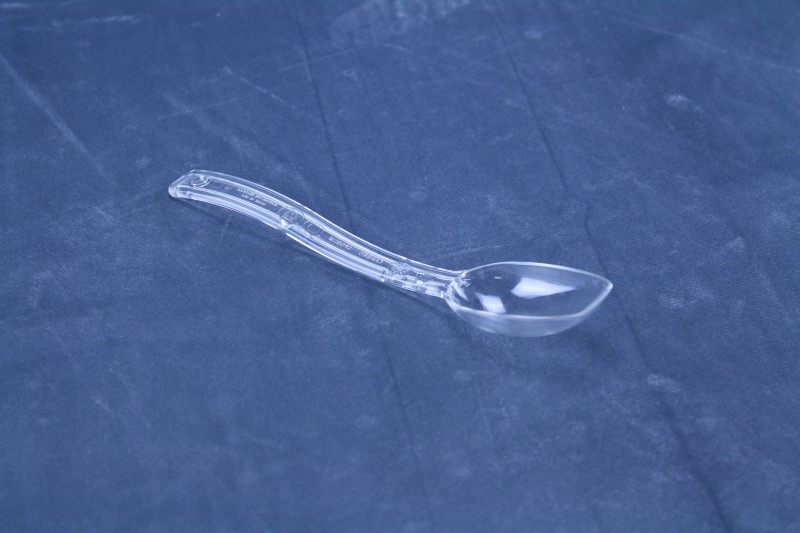 1/2 oz 8" Clear Spoon